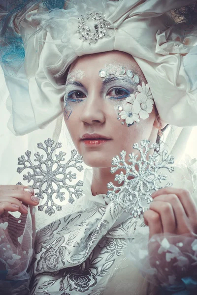Χιόνι βασίλισσα πάνω από λευκό φόντο — Φωτογραφία Αρχείου