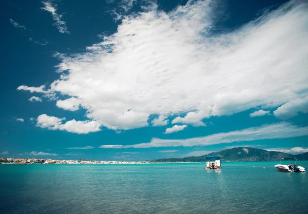 Bateaux de pêche en mer Ionienne — Photo