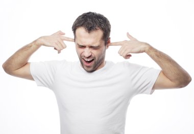 adam el ele tutuşsun tapınaklar kulaklara