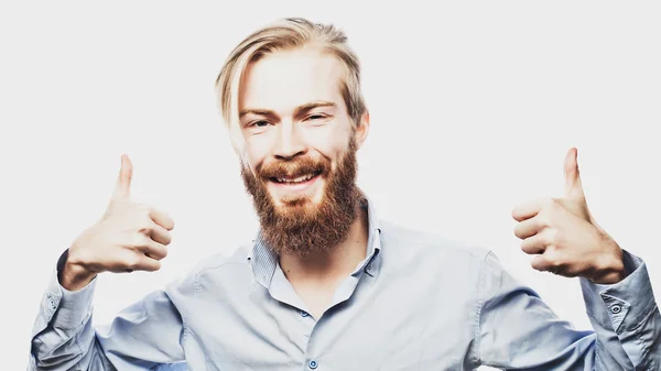 Feliz hombre dando pulgares hacia arriba signo — Foto de Stock