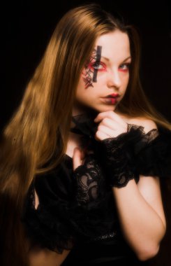 Yaratıcı yüz-sanat olan kadın