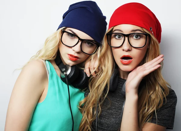 Due migliori amiche hipster ragazze — Foto Stock