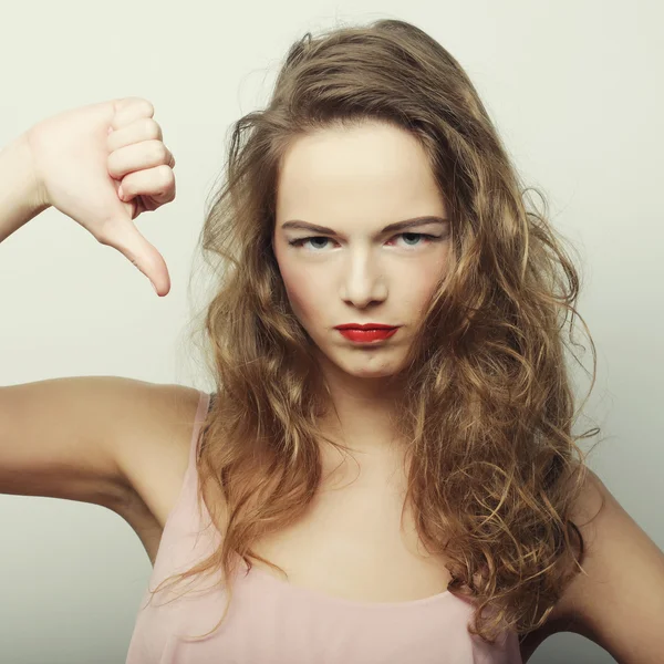 Modelo de moda joven . —  Fotos de Stock