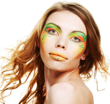 Güzel görünüyorsun. Genç kadın.