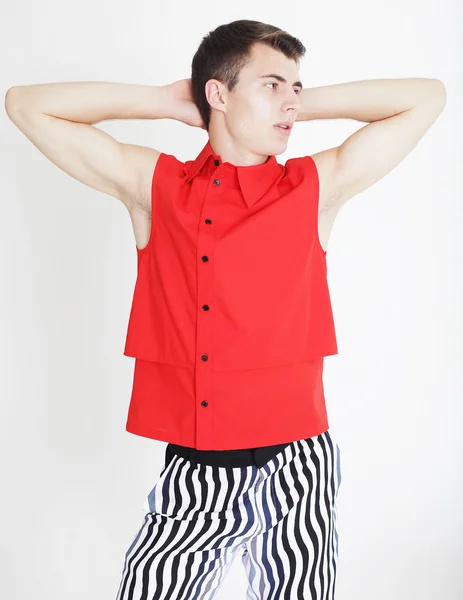 Modemann im bunten Hemd — Stockfoto
