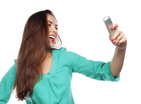 Bonito teen menina tomando selfies — Fotografia de Stock