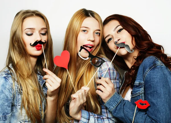 Elegante sexy hipster meninas melhores amigos prontos para a festa. — Fotografia de Stock