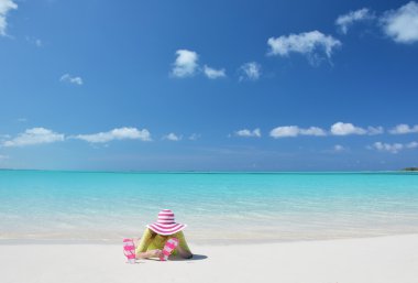 exuma plajdaki kız