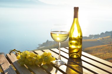 Lavaux şarap masada