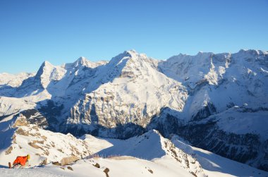 Üst Schilthorn, İsviçre