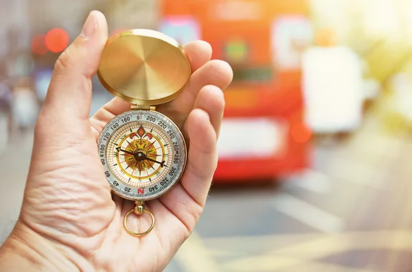 Man with Compass in London — Stock Photo, Image