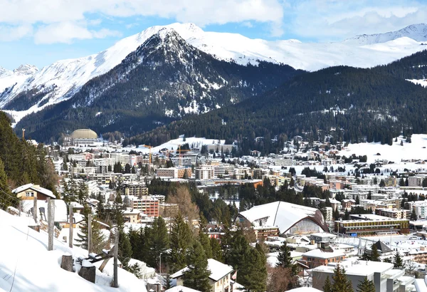 Winter view of Davos, famous Swiss skiing resort — Stock Photo, Image