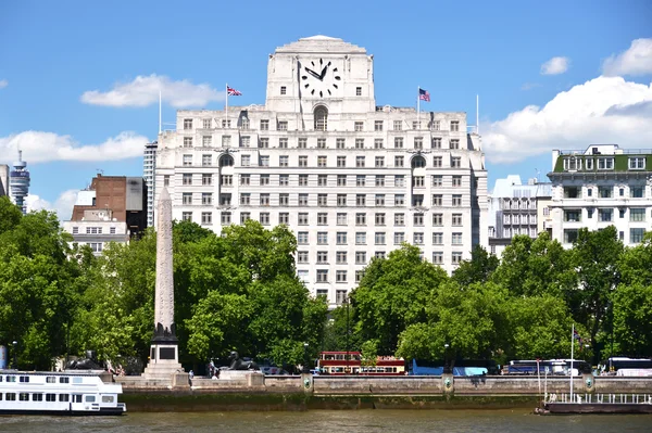 Londra'da thames Nehri boyunca런던 템 즈 강 건너 — Stok fotoğraf