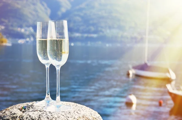 Champagne och druvor i Schweiz — Stockfoto