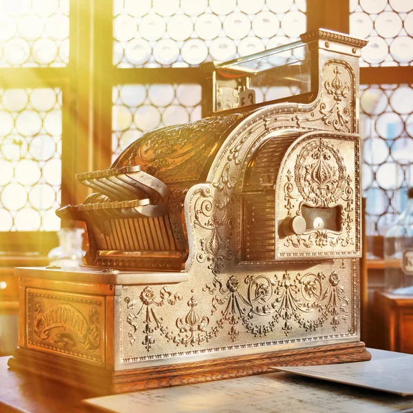 Vintage cash register in  pharmacy — Stock Photo, Image