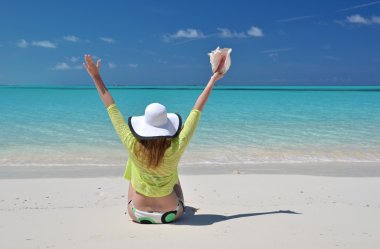 Bahama Adaları plajda kız