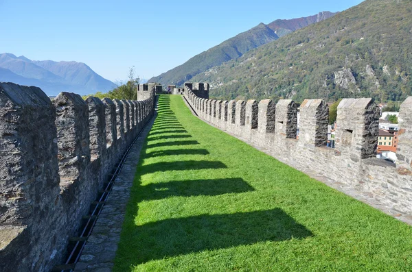 Ancient fortifications in Bellinzona — Stock Photo, Image