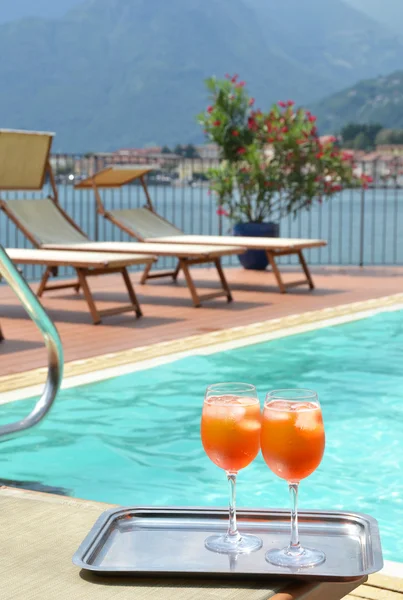 Spritz cocktails mot Comosjön — Stockfoto