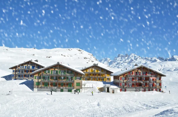 Ferienhäuser in melchsee-frutt — Stockfoto