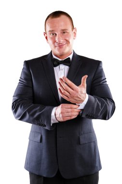 Beyaz arka plan üzerinde izole iş adamı gülümseyen.