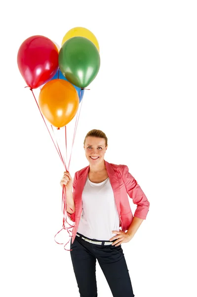 Женщина с воздушными шарами на белом фоне улыбается — стоковое фото