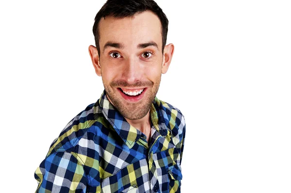 Feliz joven. Retrato de un joven guapo con camisa casual — Foto de Stock