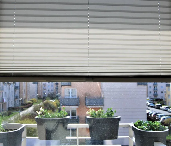 Pileli. Güneşe karşı en iyi korunma.