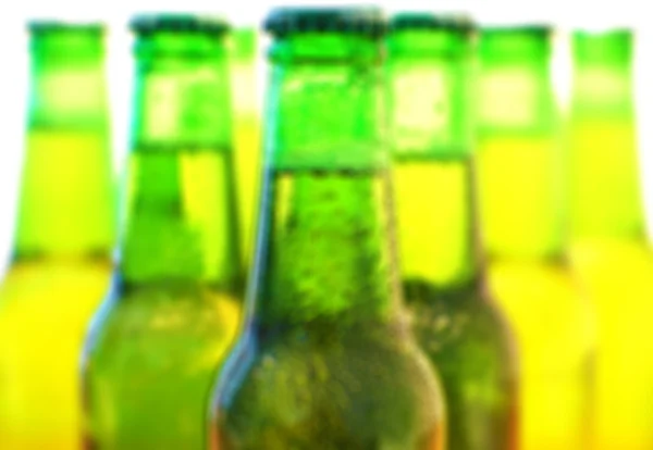Botellas de cerveza borrosas — Foto de Stock