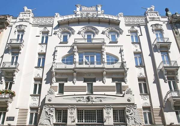 Fachada del edificio Imágenes de stock libres de derechos