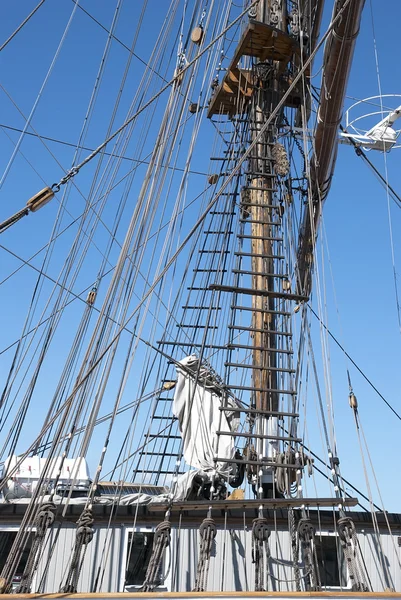 Sailboat rigging — Stock Photo, Image