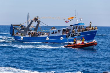 Virgen del Carmen deniz alayı (denizcilerin azizi)