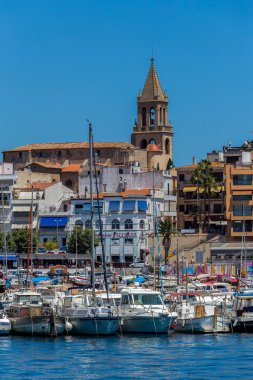 Küçük bir kasaba olan Costa Brava (Palamos) 