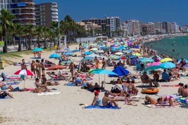 Kumsalda İspanya Costa Brava (Sant Antoni de Calonge)