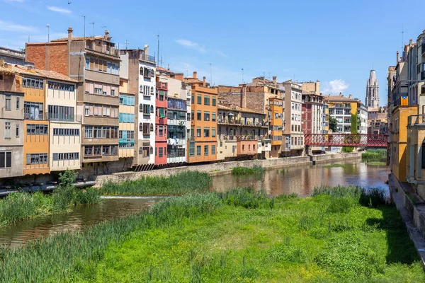 Άποψη Του Αναχώματος Στη Girona Καταλονία Ισπανία — Φωτογραφία Αρχείου