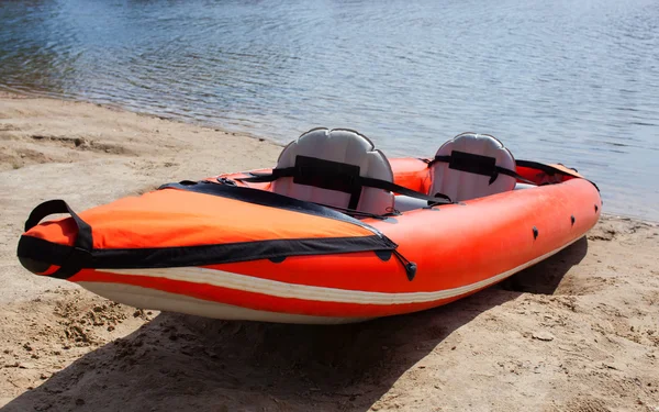 Inflatable rubber kayak — Stock Photo, Image