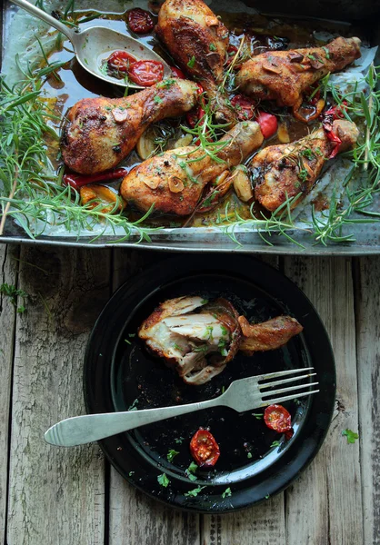 Hot chicken legs — Stock Photo, Image