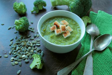 taze brokoli çorbası