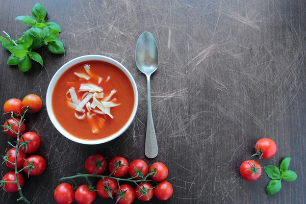 Soupe de tomates savoureuse — Photo