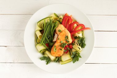 Taze kabak Salatası Kavrulmuş Tavuk