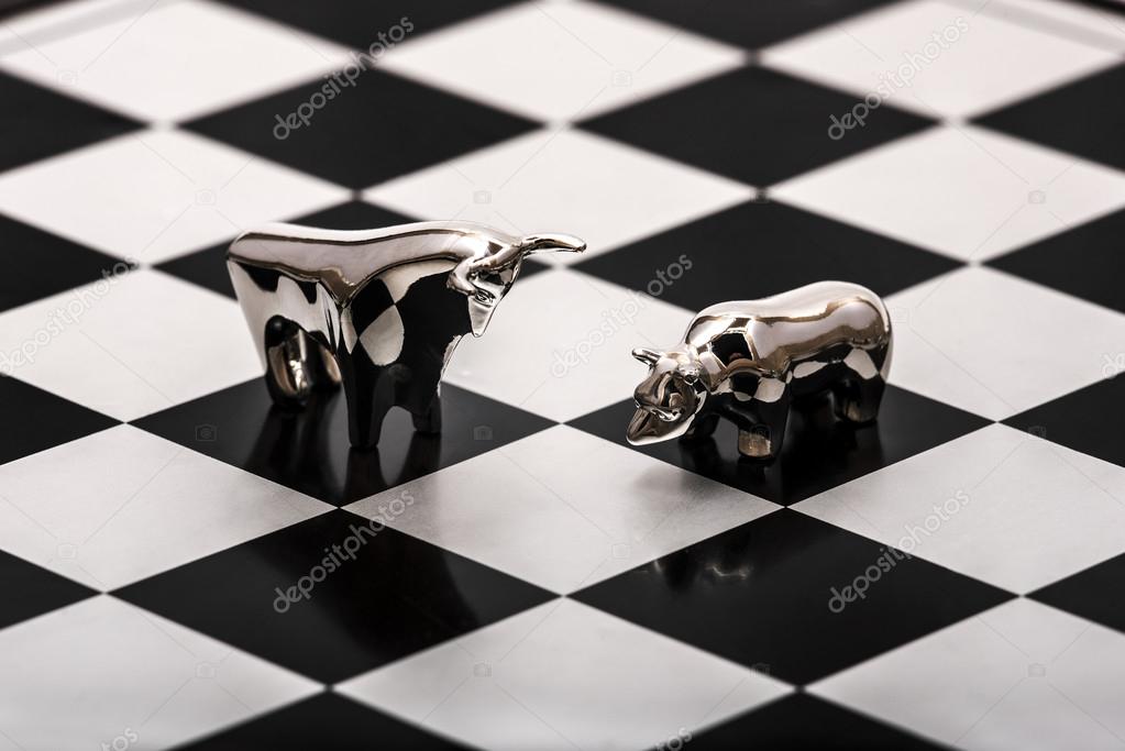 bull and Bear on the chessboard