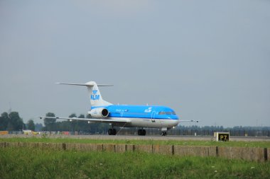 Amsterdam, Hollanda - 10 Ağustos 2015: Ph-Kzc KIM Cityhopp