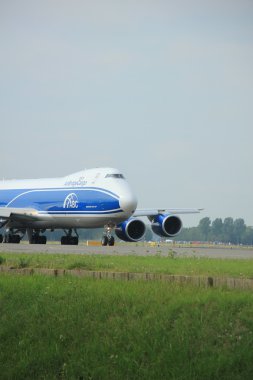 Amsterdam, Hollanda - 10 Ağustos 2015: Vq-Brh Airbridgecar