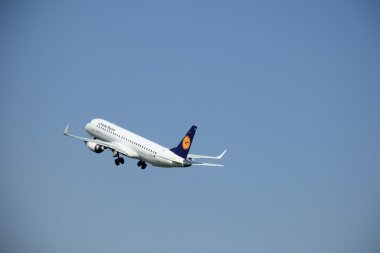 Amsterdam, Hollanda - 12 Haziran 2015: D-Aebj Lufthansa City