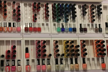 Deposundaki nailpolish görüntüleme