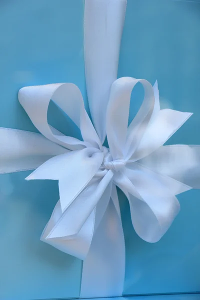 White satin bow — Stock Photo, Image