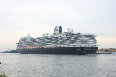 Velsen, Hollanda - Mayıs, 29 2016: Koningsdam