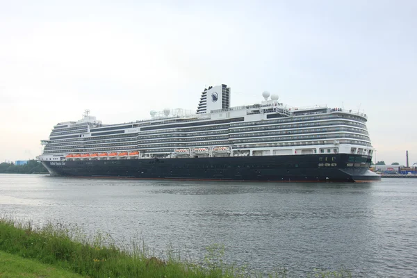 Velsen, Nederländerna - maj, 29 2016: Koningsdam Stockbild