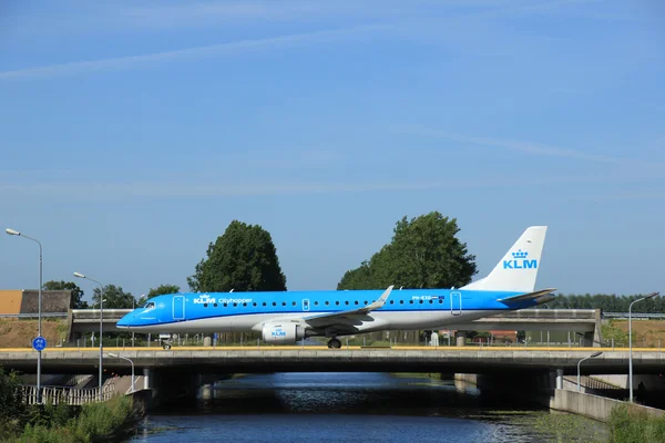 Amsterdam, the Netherlands - June 9th 2016: PH-EXD KLM Cityhoppe — Stock Photo, Image