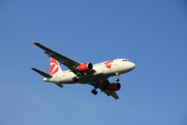 Amsterdam Hollanda - 6th Mayıs 2016: Tamam-Neo çek hava yolları