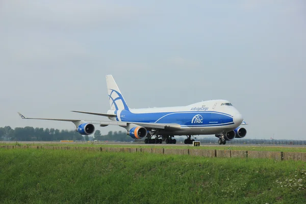 Amsterdam, Países Bajos - 10 de agosto de 2015: VQ-BHE AirBridgeCar —  Fotos de Stock